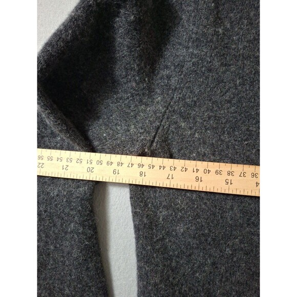 Express Sweater Mens L Gray 100% Lambs Wool V-Neck Knit Long Sleeve Vintage - Picture 5 of 5